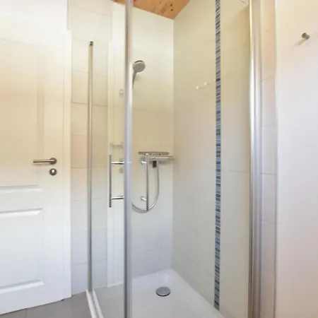 Spacious Holiday In Borgerende-rethwisch With Garden *